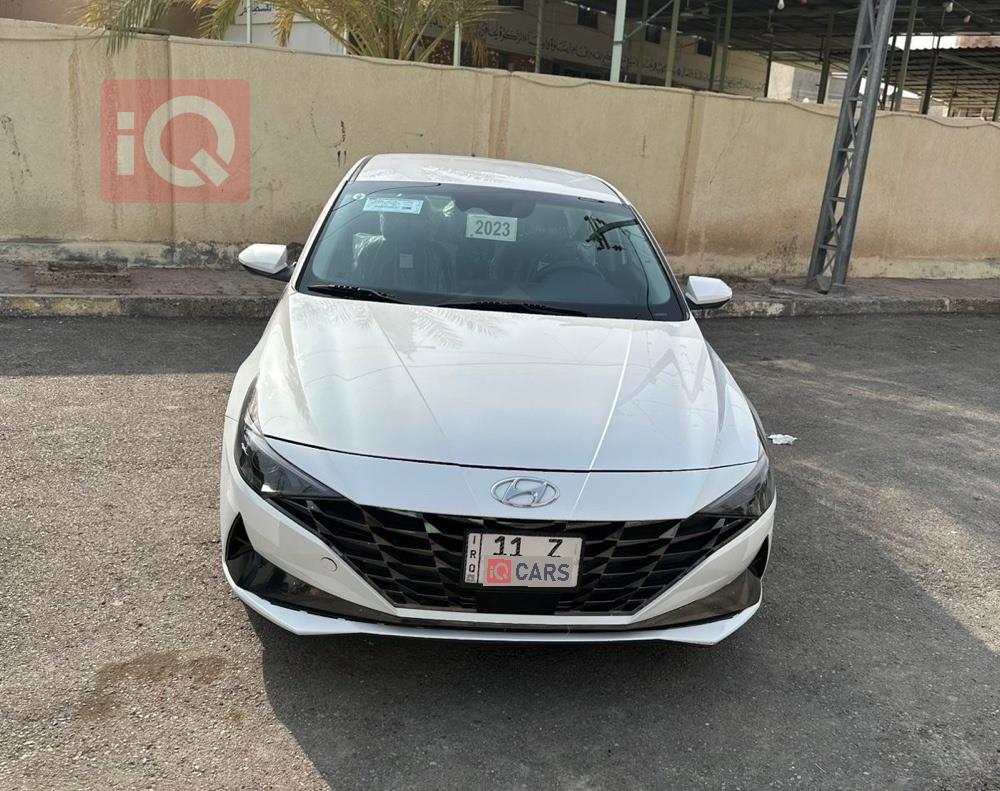 هیوندای ئەلەنترا